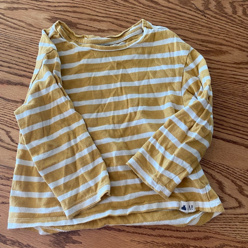 Gap. Long Sleeve Striped T-Shirt. Size 2T